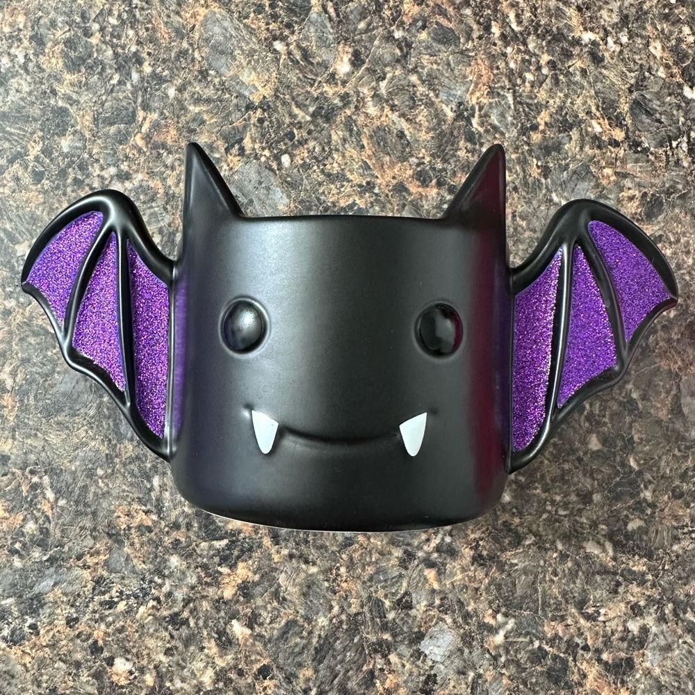 Bath and Body Works Halloween Bat 3 wick candle holder